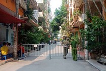 Án mạng nghiêm trọng, 2 nữ sinh viên tử vong, nam thanh niên rơi từ tầng cao xuống đất
