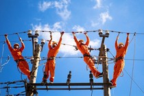 Triệu dân “nín thở” chờ chính sách mới về giá điện, giá xăng
