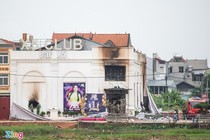 Phút kinh hoàng khi lửa thiêu rụi bar X5 Club