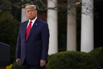 Lần hiếm hoi ông Trump nghe lời cố vấn