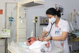Hy hữu: Thai nhi nặng hơn 6 kg 