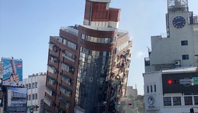 Động đất cực mạnh ở Đài Loan, nhiều tòa nhà bị đổ sập