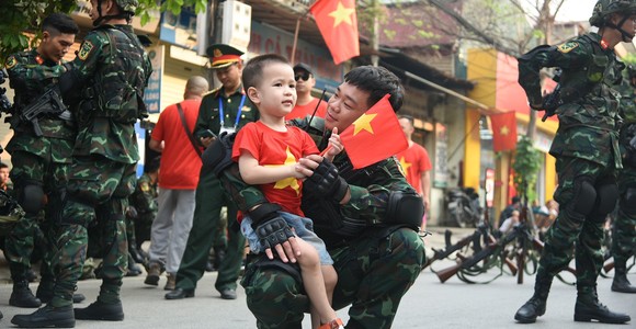 Tình quân dân ấm áp, đậm đà trên đất Điện Biên anh hùng