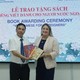 Trao tặng bộ sách “Tiếng Việt dành cho người nước ngoài” cho Đại sứ quán Hoa Kỳ