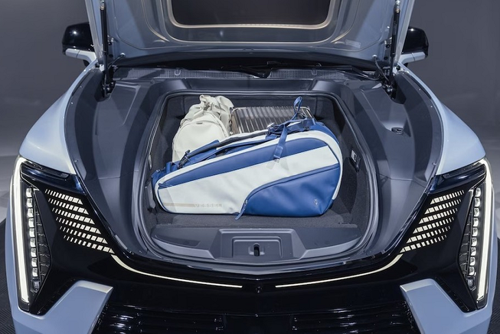 Cadillac Escalade IQ 2024 - SUV điện giá hơn 3 tỷ đồng