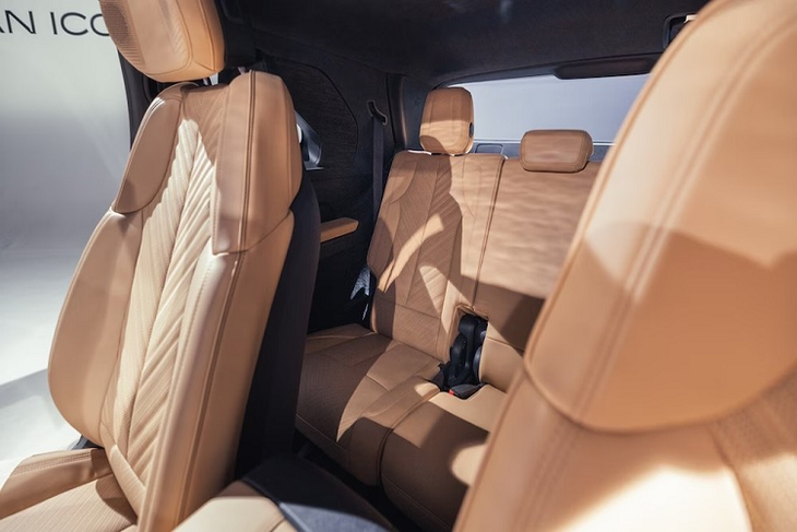 Cadillac Escalade IQ 2024 - SUV điện giá hơn 3 tỷ đồng