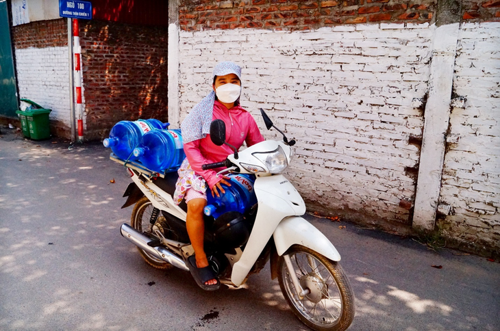Dân Thủ đô vật lộn thiếu nước sinh hoạt ảnh 8 Dân Thủ đô vật lộn thiếu nước sinh hoạt ảnh 8
