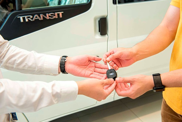 Ford bắt tay TPBank, khách mua xe Ford Transit Luxury có được ưu đãi khủng? ảnh 1