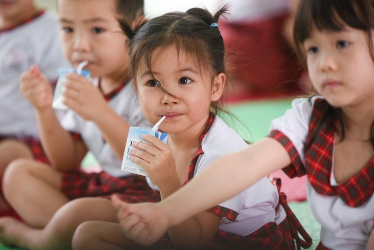 Trẻ cải thiện tầm vóc rõ rệt sau một năm thực hiện dinh dưỡng và vận động hợp lý ảnh 3