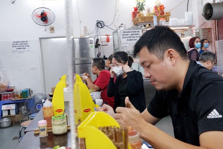 mo-nha-hang-ha-noi-2.2.jpg