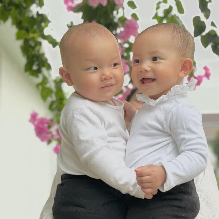 Gia đình Kim Lý - Hồ Ngọc Hà đi chơi sau nhiều tháng chống dịch ảnh 2 lisa-leon.jpg