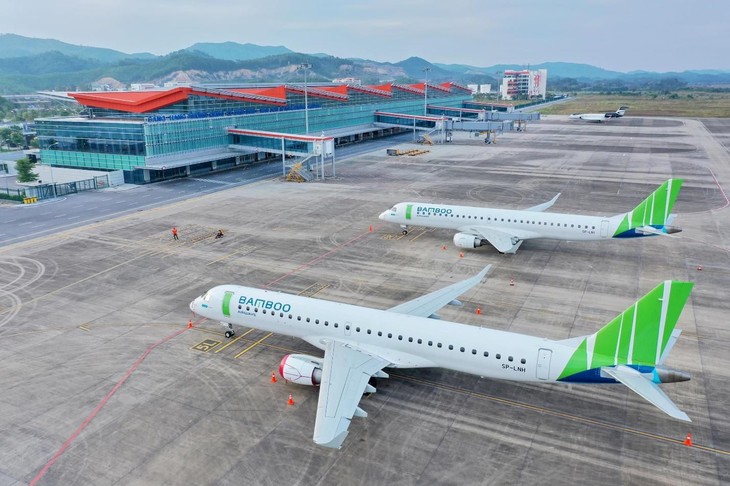 Sân bay Vân Đồn chính thức mở lại các đường bay thương mại đi TPHCM từ 27/10 ảnh 1
