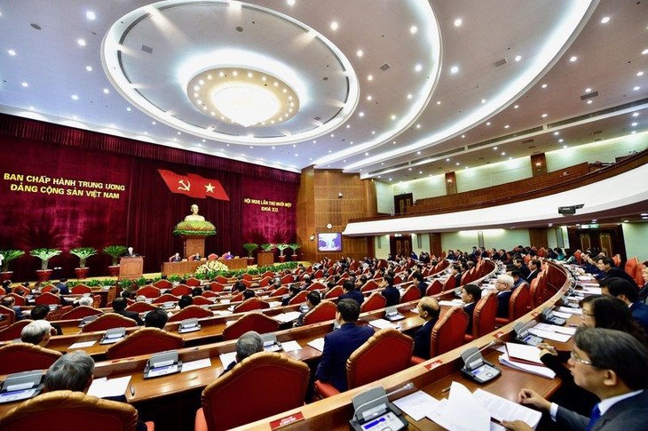 Quy định bổ sung: Đảng viên không được mở tài khoản, mua bán tài sản ở nước ngoài trái quy định ảnh 1