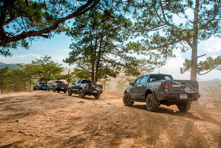 Chế độ lái của Ford Ranger Raptor giúp chủ xe chinh phục địa hình thế nào? ảnh 2