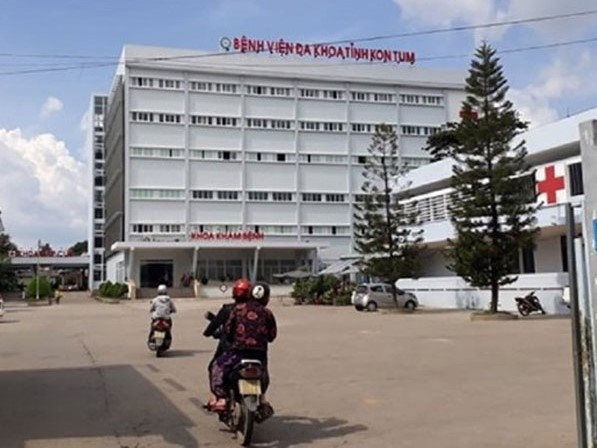 3 người suy hô hấp vì ăn thịt chuột đang điều trị tại Bệnh viện Đa khoa Kon Tum ảnh 1 ngo-doc-chuot.jpg