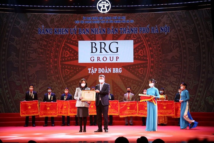 01-dn-thang-long-brg.jpg