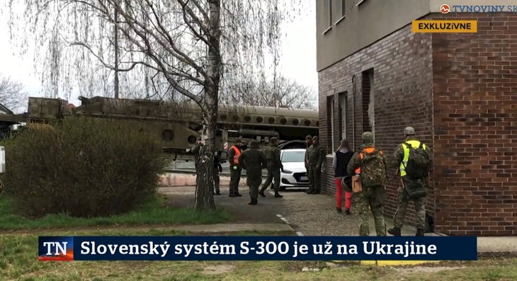 “Đem xăng dập lửa”. Slovakia gửi hệ thống phòng không S-300PMU cho Ukraine ảnh 1