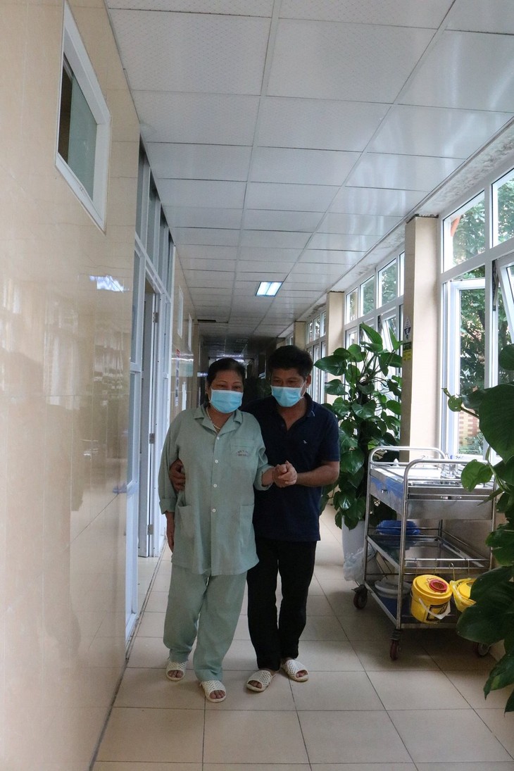 viem-tuy-than-kinh-2.jpg