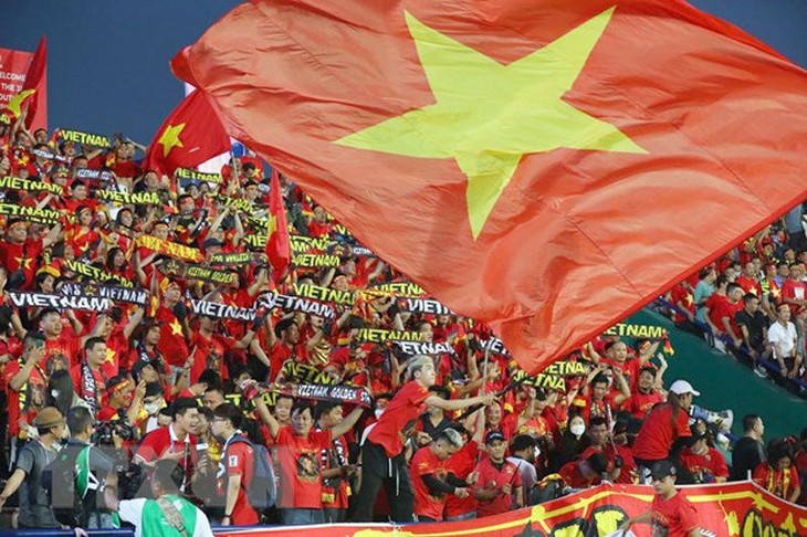 “Chiến binh” vượt cản để nối tiếp trang sử vàng ảnh 1 co-dong-vien2(1).jpg