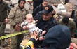 Nhói lòng những em bé sống sót trong động đất Syria và Thổ Nhĩ Kỳ