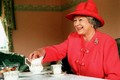 Thói quen ăn uống để sống thọ của Nữ hoàng Anh