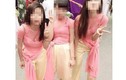 Những cách mặc áo dài chẳng giống ai của nữ sinh Việt gây bức bối