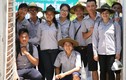 Nụ cười tươi tắn của những tình nguyện viên “đội nắng” TSMT 