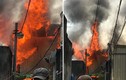 Cháy xưởng gỗ kinh hoàng, người dân hoảng loạn chạy thoát thân