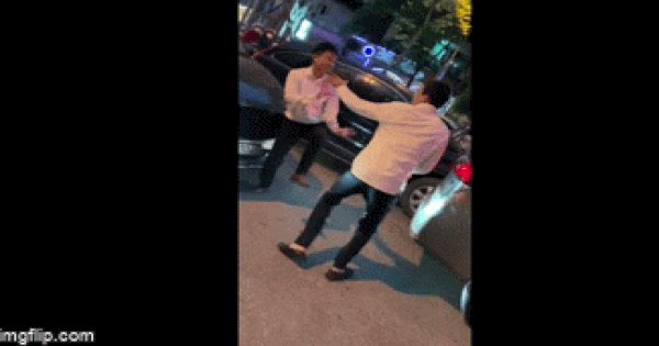 Video: 2 tài xế đuổi đánh nhau như... phim, cả phố Hà Nội ùn tắc