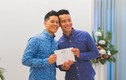 John Huy Trần và bạn trai đăng ký kết hôn tại Canada