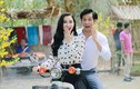 Hà Thu chở Thanh Thức đi chợ quê bằng xe máy