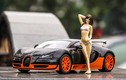 Siêu xe Bugatti Veyron đọ dáng bên "siêu mẫu" bikini 