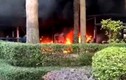 “Bà hoả” thiêu rụi 20 xe máy điện vì ba đứa trẻ nghịch lửa