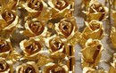 Hoa hồng dát vàng “đắt hàng” dịp Valentine 2013