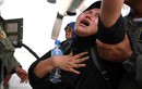 Những tiếng khóc xé lòng của nạn nhân động đất-sóng thần Indonesia