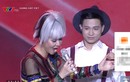 Chàng trai hát giọng nữ siêu ngọt gây “náo loạn” The Voice 2017