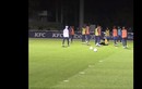 Video: Pha bóng khiến tuyển thủ Pháp bỏ dở buổi tập