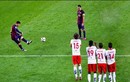 Những pha sút phạt đẳng cấp nhất sự nghiệp của Messi 