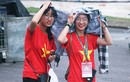 Bất chấp trời mưa, CĐV nô nức đến sân Mỹ Đình chờ đón Olympic Việt Nam 