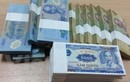 Dịch vụ đổi tiền lẻ “nóng” trước Tết Đinh Dậu: Phí lên tới 40%