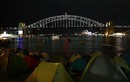 Dân Australia dựng lều trại đón giao thừa năm 2017