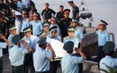 Khen thưởng ngư dân tìm thấy thi thể phi công Trần Quang Khải