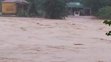 Quảng Trị mất điện diện rộng, gió giật mạnh và nước sông đang dâng