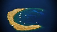 Top 10 hòn đảo có hình thù kỳ lạ khó tin trên thế giới