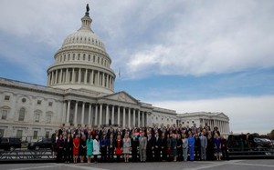 Ấn tượng màn "ra mắt" của các tân nghị sĩ Quốc hội Mỹ