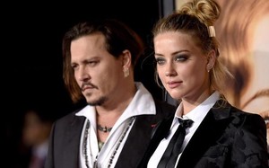 Johnny Depp công bố ảnh thương tích đầy người vì bị vợ cũ đánh 