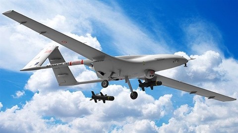 UAV pha huy 2 may bay Il-76 Ukraine tai Lybia-Hinh-2