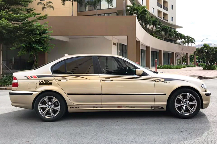 sonttvnol bán xe BMW 3 Series 2004 màu Bạc giá 350 triệu ở Hà Nội