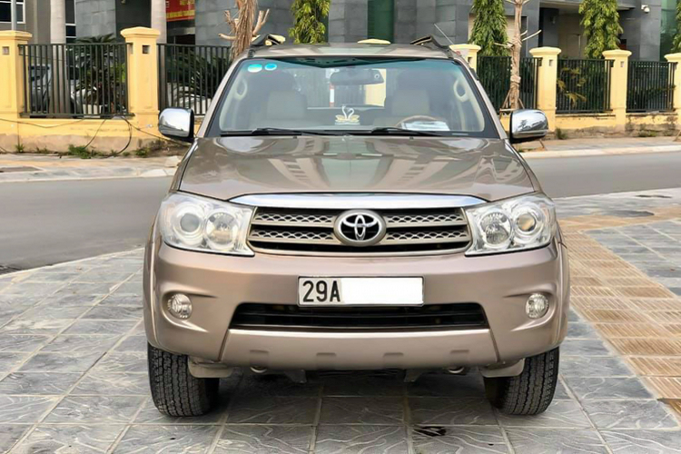 Toyota Fortuner 2010 Số sàn    Giá 620 triệu  0913610789  Xe Hơi Việt   Chợ Mua Bán Xe Ô Tô Xe Máy Xe Tải Xe Khách Online