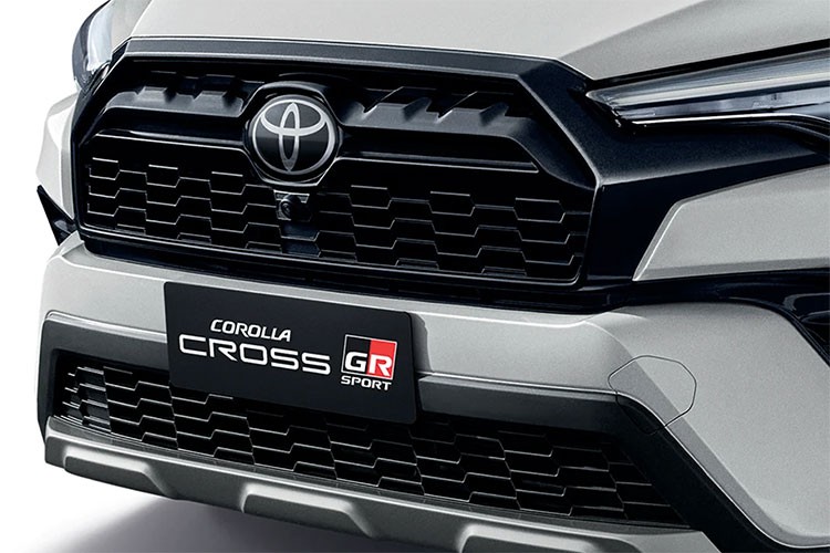 Toyota Corolla Cross GR Sport cap ben Malaysia, cho ve Viet Nam-Hinh-2